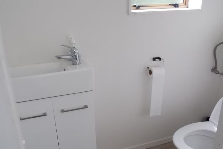 Photo of property in 134a Raroa Road, Aro Valley, Wellington, 6012