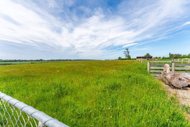 Photo of property in 8 Arowhenua Station Road, Kerrytown, Timaru, 7973