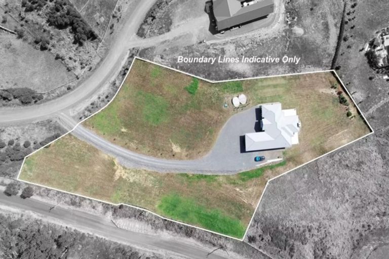 Photo of property in 167 Chamberlain Road, Bombay, 2675