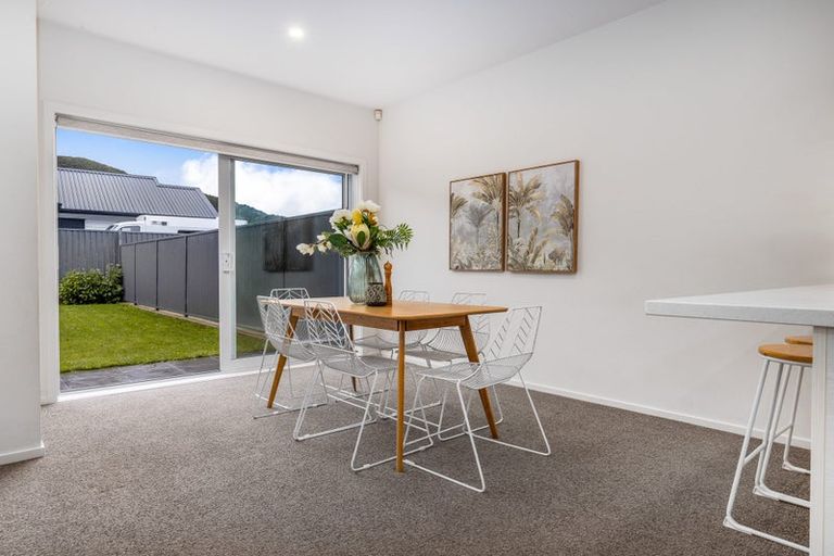 Photo of property in 81 Hokioi Drive, Kenepuru, Porirua, 5022