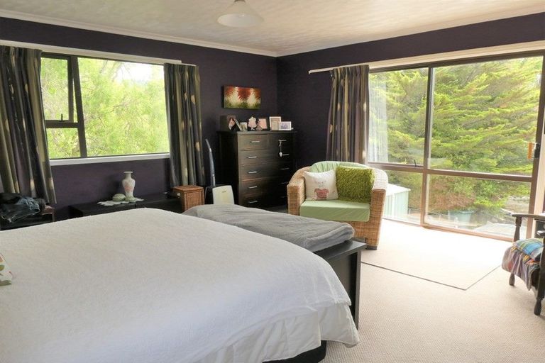 Photo of property in 30 Golf Links Road, Kaiata, Greymouth, 7805