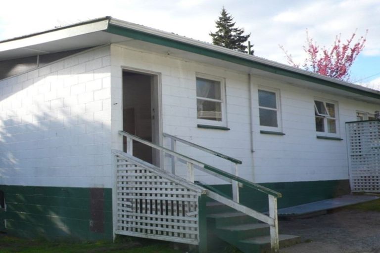 Photo of property in 99b Kawaha Point Road, Kawaha Point, Rotorua, 3010