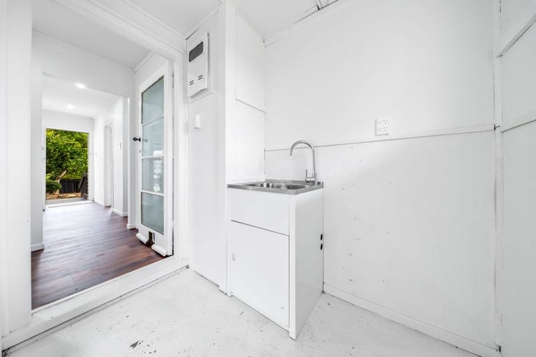 Photo of property in 63 Smiths Avenue, Papakura, 2110