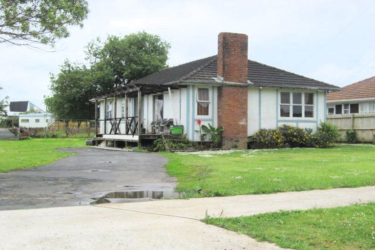 Photo of property in 51 Wellesley Road, Mangere Bridge, Auckland, 2022