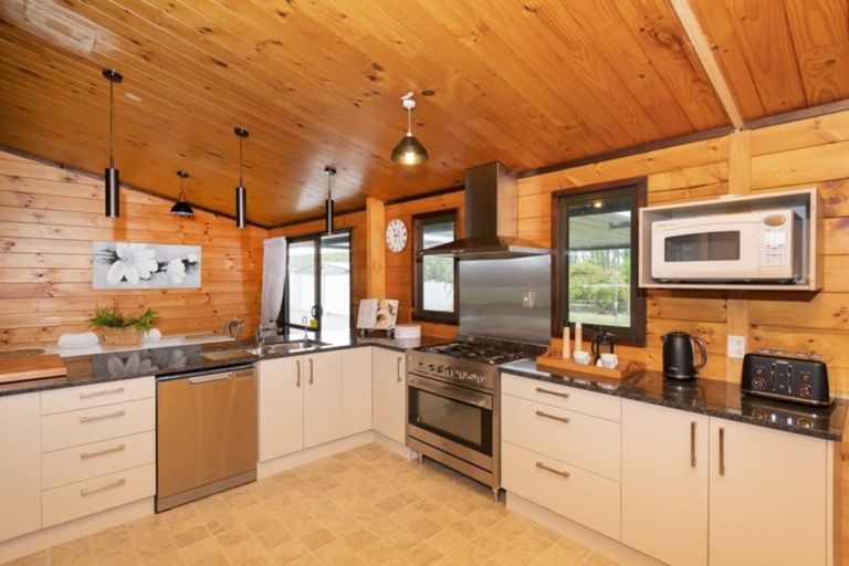 Photo of property in 156 Wharekopae Road, Patutahi, Gisborne, 4072