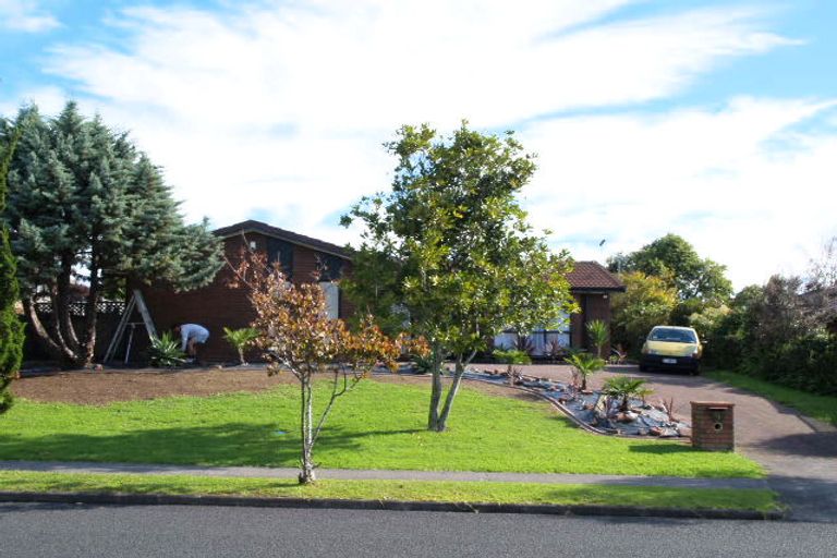 Photo of property in 1/11 Northpark Avenue, Northpark, Auckland, 2013