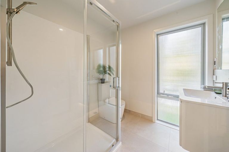 Photo of property in 11 Collingwood Street, Waterloo, Lower Hutt, 5011