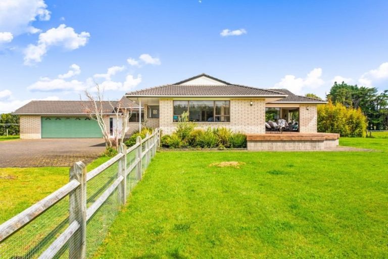 Photo of property in 1218 State Highway 16, Waimauku, 0883