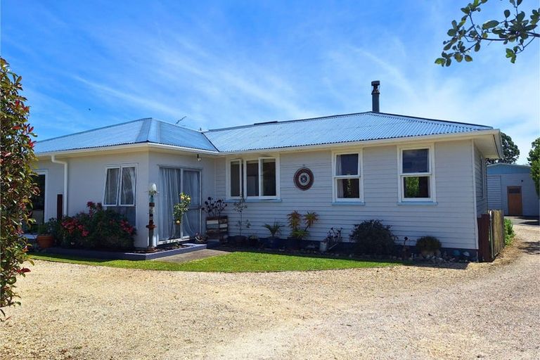 Photo of property in 9a Rototai Road, Takaka, 7110