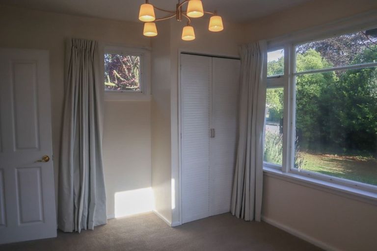 Photo of property in 10 Ravenna Street, Avonhead, Christchurch, 8042