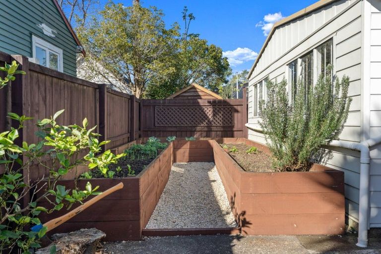 Photo of property in 29 Wallath Road, Onehunga, Auckland, 1061