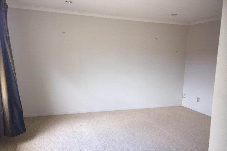 Photo of property in 7 Tsar Court, Flat Bush, Auckland, 2016
