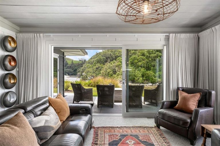 Photo of property in 42 Fishermans Bend, Whiritoa, Whangamata, 3691