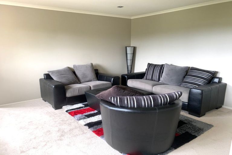 Photo of property in 28 Ockleston Landing, Hobsonville, Auckland, 0618