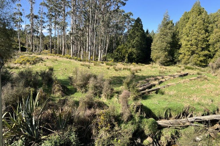 Photo of property in 137 Clifton Road, Kaiata, Greymouth, 7805