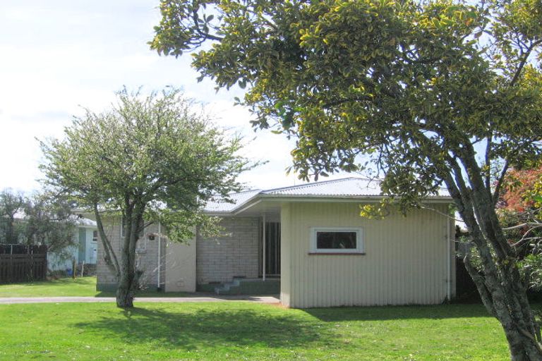 Photo of property in 753 Maunganui Road, Mount Maunganui, 3116