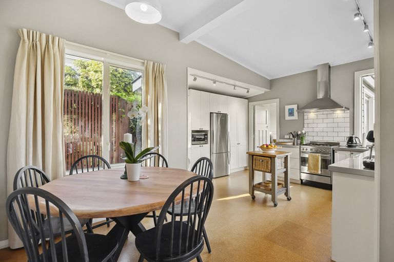 Photo of property in 60 Islington Street, North East Valley, Dunedin, 9010