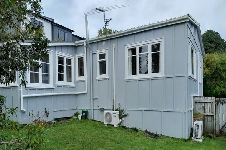 Photo of property in 46 Evans Road, Glen Eden, Auckland, 0602