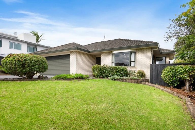 Photo of property in 320 Hill Road, The Gardens, Auckland, 2105