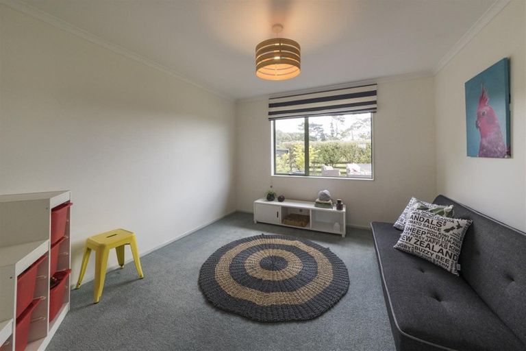 Photo of property in 19 Barnett Drive, Marton, 4710