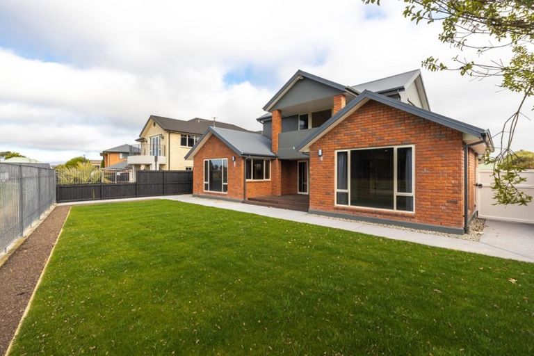Photo of property in 512 Bower Avenue, Parklands, Christchurch, 8083