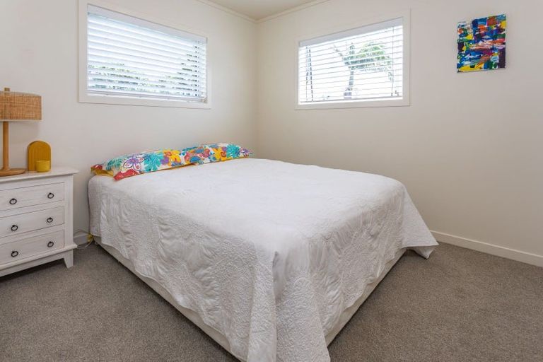 Photo of property in 107 Riverview Road, Whangamata, 3620