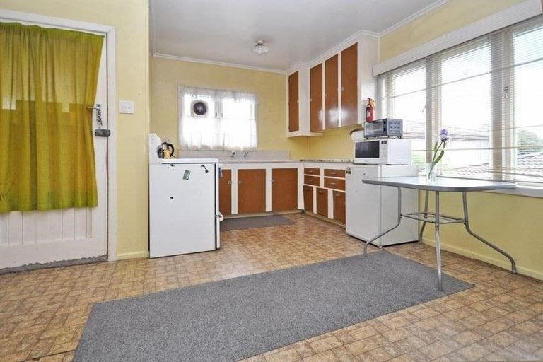 Photo of property in 4 Ingram Street, Papakura, 2110