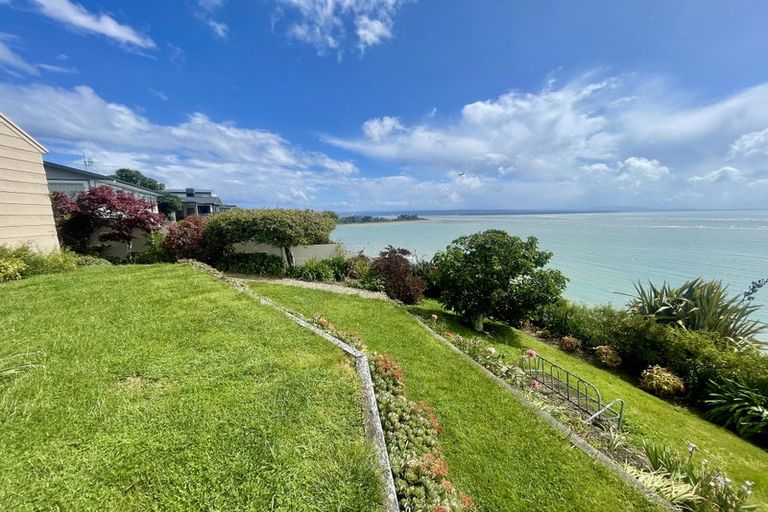 Photo of property in 14 The Cliffs, Britannia Heights, Nelson, 7010