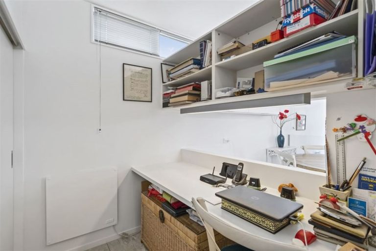 Photo of property in 14a Holiday Road, Stanmore Bay, Whangaparaoa, 0932