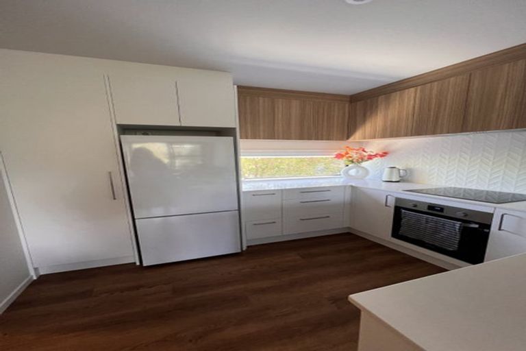 Photo of property in 3/5 Dellwood Avenue, Henderson, Auckland, 0612