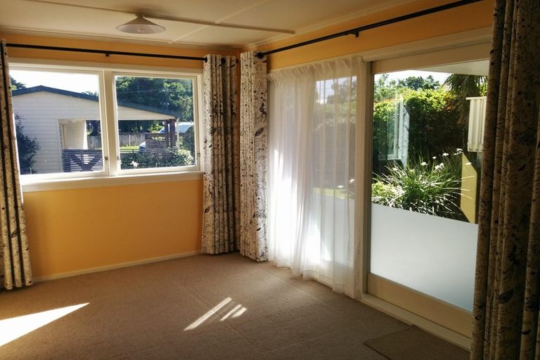 Photo of property in 14 Wairoa Road, Narrow Neck, Auckland, 0624