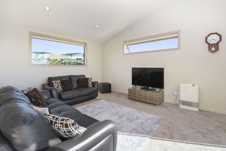 Photo of property in 15 Devoy Drive, Owhata, Rotorua, 3010