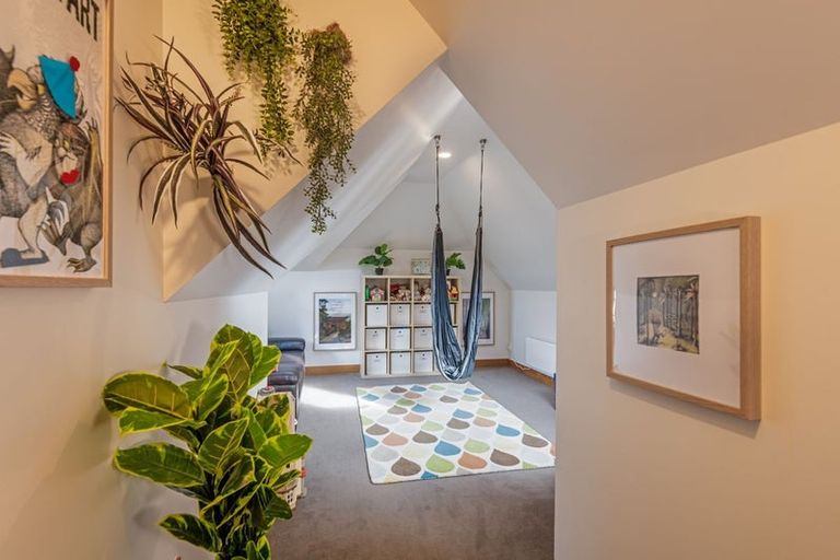 Photo of property in 23 Balmoral Drive, Terrace End, Palmerston North, 4410