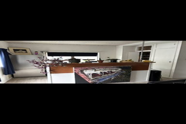 Photo of property in 47 The Esplanade, Eastern Beach, Auckland, 2012