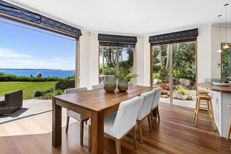 Photo of property in 24 Cliff Road, Torbay, Auckland, 0630