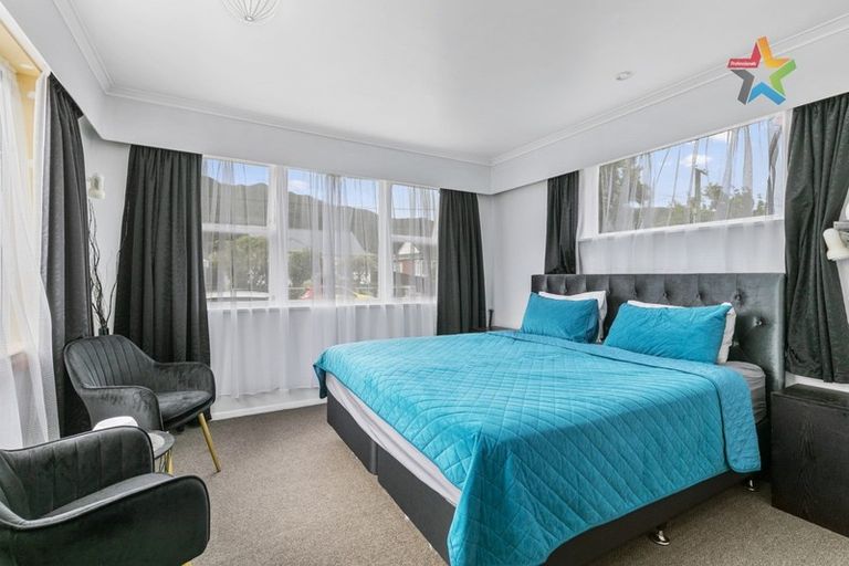 Photo of property in 43 Shearer Crescent, Naenae, Lower Hutt, 5011