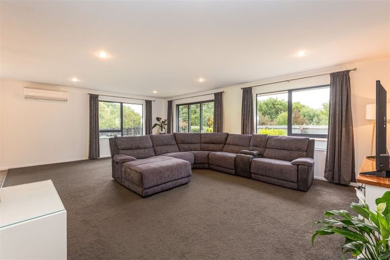 Photo of property in 857 Ferry Road, Woolston, Christchurch, 8023