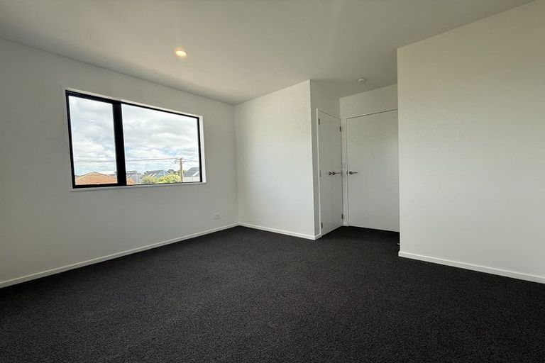 Photo of property in 1/102 Edinburgh Street, Pukekohe, 2120