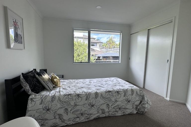 Photo of property in 10 Aberley Road, Schnapper Rock, Auckland, 0632
