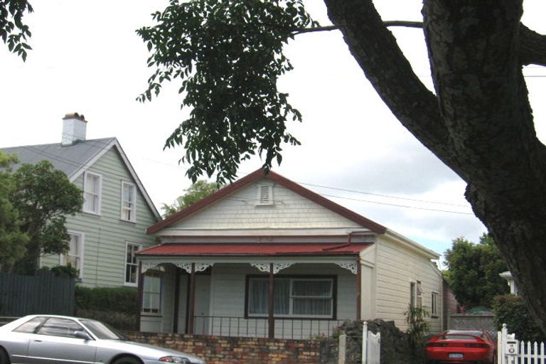 Photo of property in 16 Burnley Terrace, Mount Eden, Auckland, 1024
