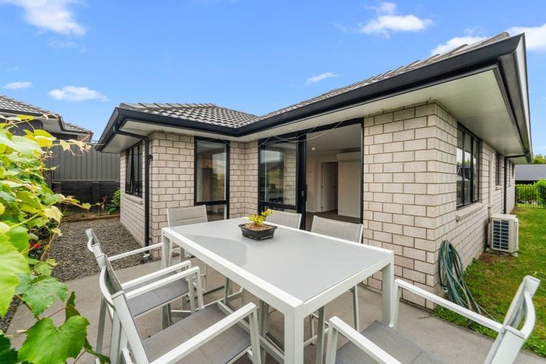 Photo of property in 8 Wai Huri Place, Omokoroa, 3114