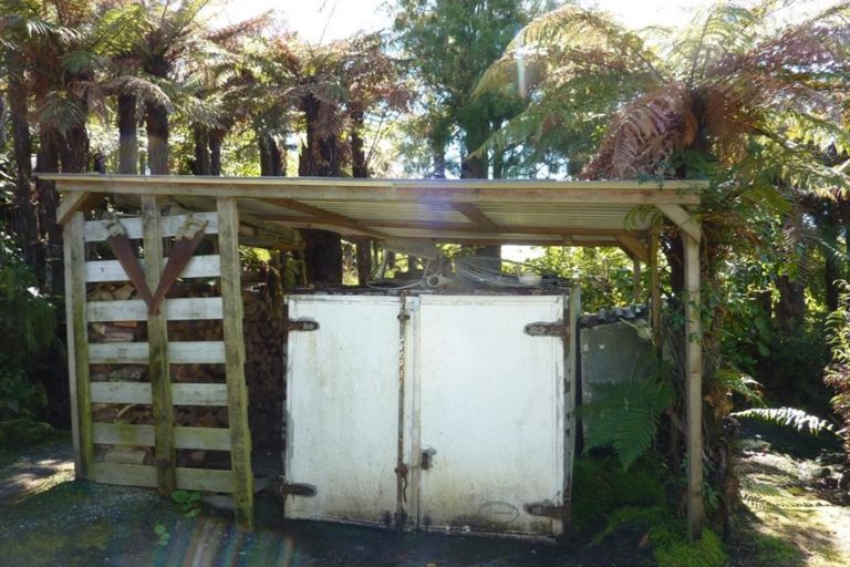 Photo of property in 249 Beach Road, Charleston, Cape Foulwind, 7892