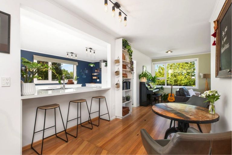 Photo of property in 2 Sonia Place, Casebrook, Christchurch, 8051