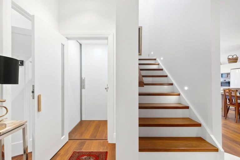 Photo of property in 81 Hall Street, Cambridge, 3434