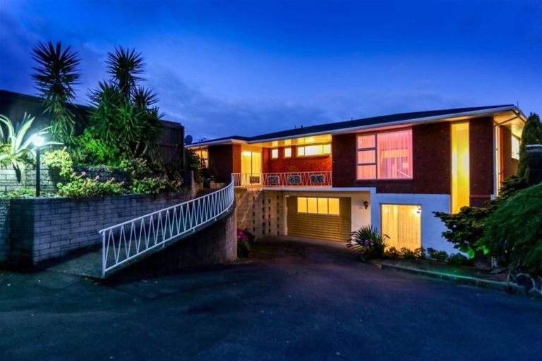 Photo of property in 8a Scott Street, Moturoa, New Plymouth, 4310
