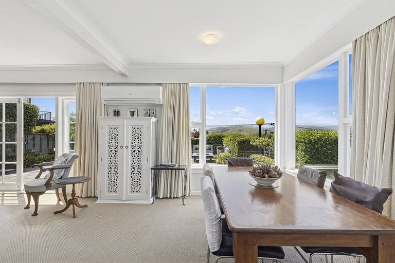 Photo of property in 31 Kiriwai Road, Paremata, Porirua, 5024