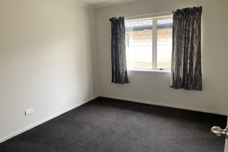 Photo of property in 27 Utopia Park Heights, Welcome Bay, Tauranga, 3112