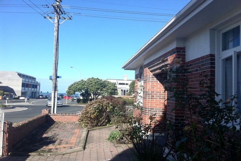 Photo of property in 31 Beach Street, Saint Clair, Dunedin, 9012