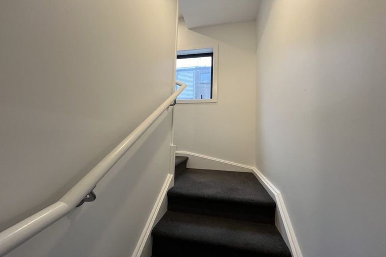 Photo of property in 12/1 Fruitvale Road, New Lynn, Auckland, 0600