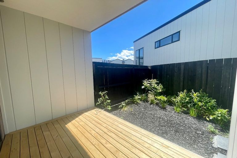 Photo of property in 19 Huri Street, Mangere Bridge, Auckland, 2022